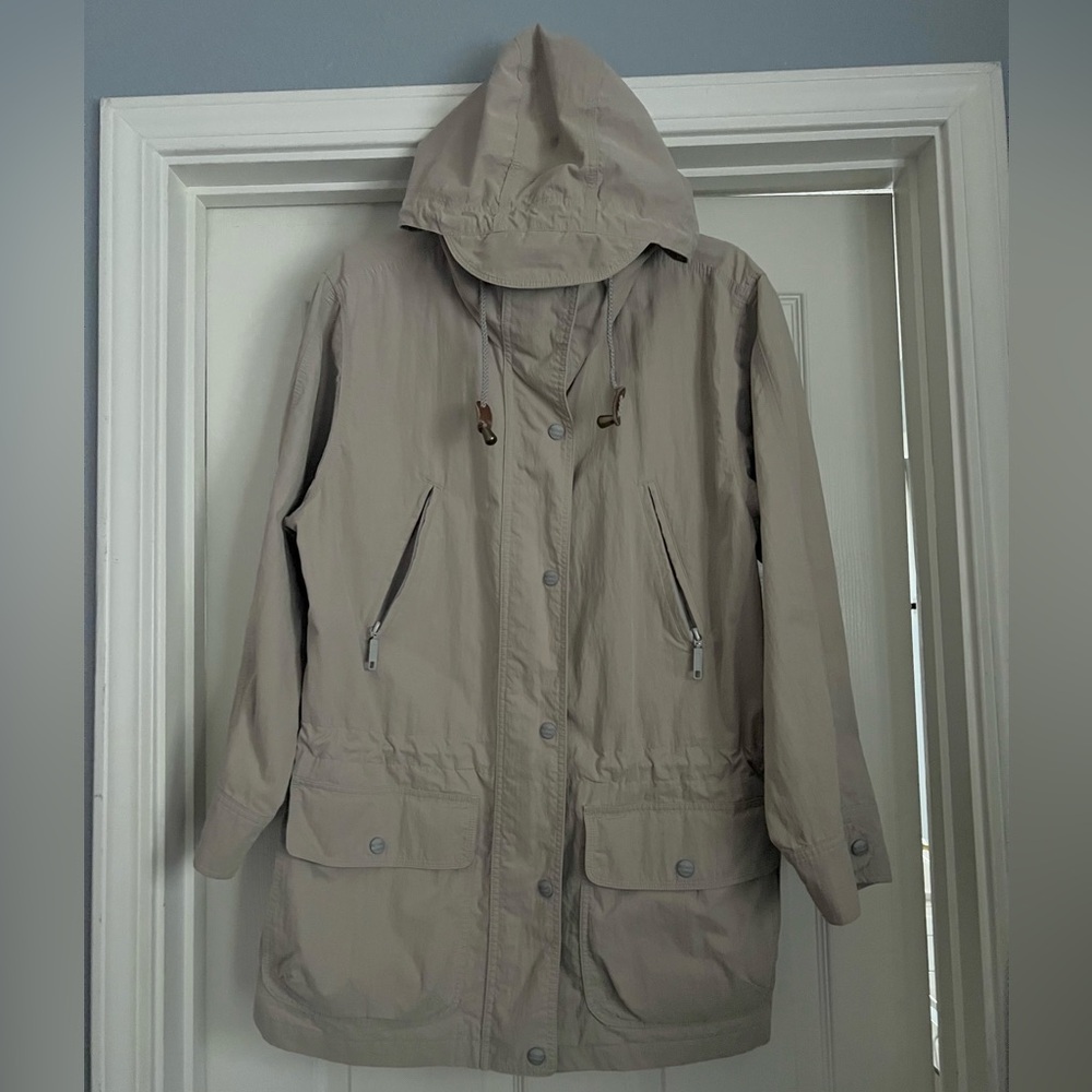 L.L. Bean Beige Utility Jacket with Hood - Picture 2 of 9